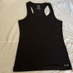 Oakley racer back top